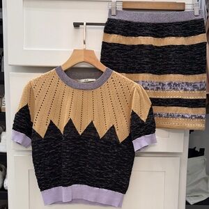 Chic Black and Gold Knit Top and Skirt Set